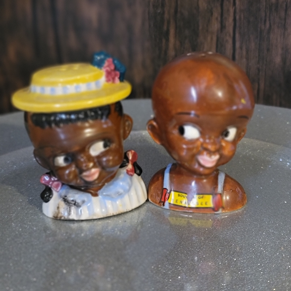 Vintage Black Americana Salt & Pepper Shakers